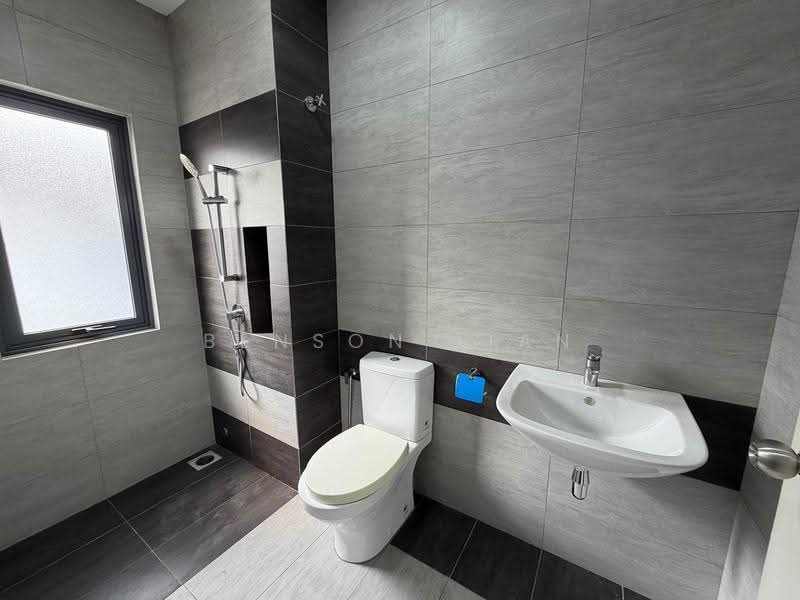 2-storey Terraced House for Sale in Sungai Buloh (Selangor) - Benson Lian - Bathroom - PropertyGuru.com.my