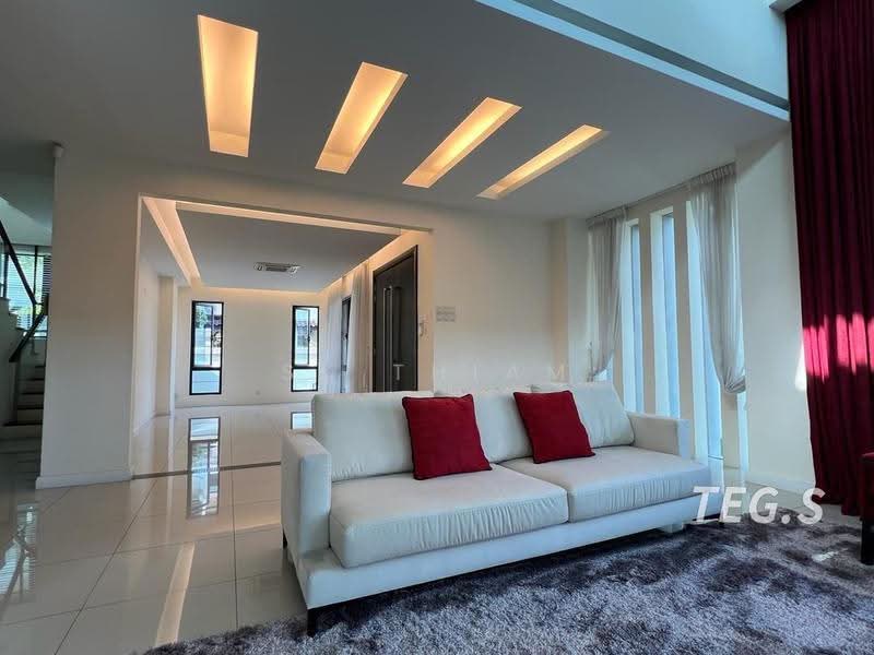 Bungalow House for Sale in Kota Kemuning (Shah Alam) - SK Thiam - Living Room - PropertyGuru.com.my