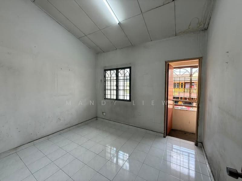 2-storey Terraced House for Sale in Bandar Menjalara (Kuala Lumpur) - Mandy Liew - Interior - PropertyGuru.com.my
