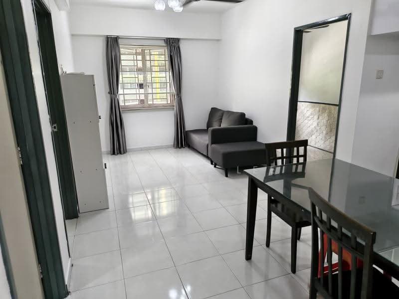 Pangsapuri untuk Dijual di Taman Bukit Erskine - Harold Lee - Living Room - PropertyGuru.com.my