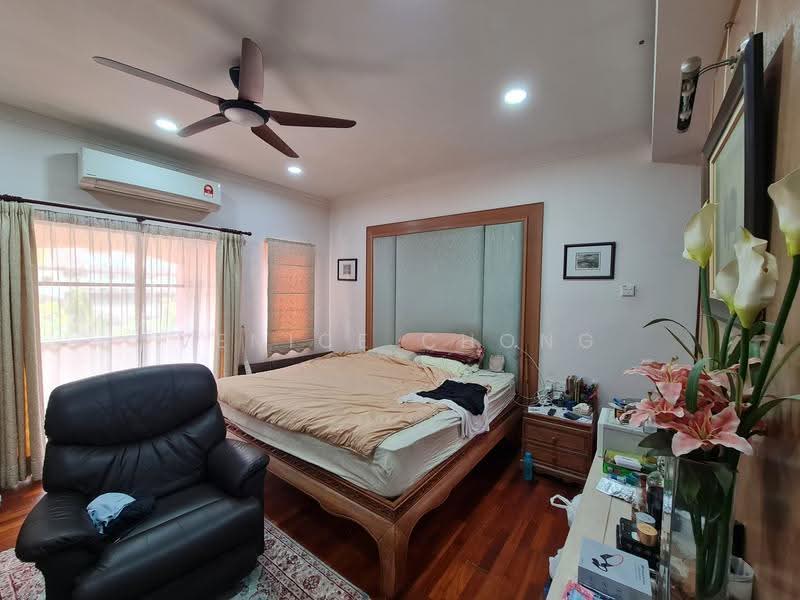 Bungalow House for Sale in Bandar Kinrara (Selangor) - Venice Chong - Bedroom - PropertyGuru.com.my