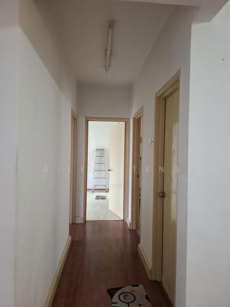 Pangsapuri untuk Disewa di Sri Penaga - Aileen Teng - Corridor - PropertyGuru.com.my