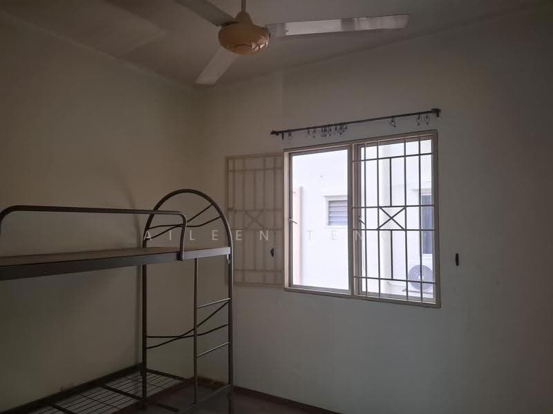 Pangsapuri untuk Disewa di Sri Penaga - Aileen Teng - Bedroom - PropertyGuru.com.my