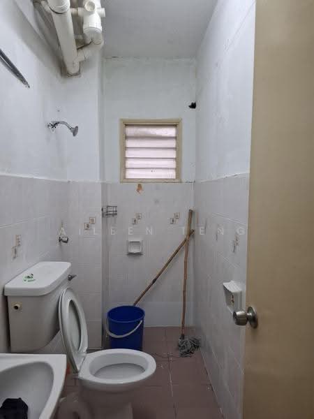 Pangsapuri untuk Disewa di Sri Penaga - Aileen Teng - Bathroom - PropertyGuru.com.my