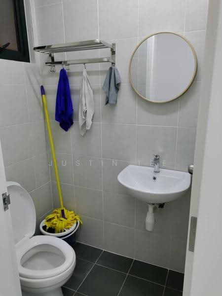 Kediaman Servis untuk Disewa di MKH Boulevard II - Justin Tee - Bathroom - PropertyGuru.com.my