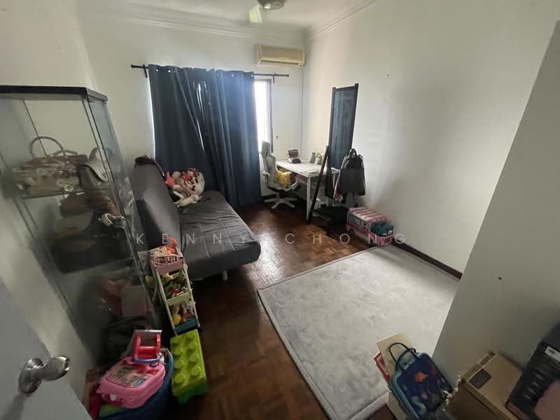 Kondominium untuk Dijual di Puncak Nusa Kelana - Kenny Chong - Study - PropertyGuru.com.my