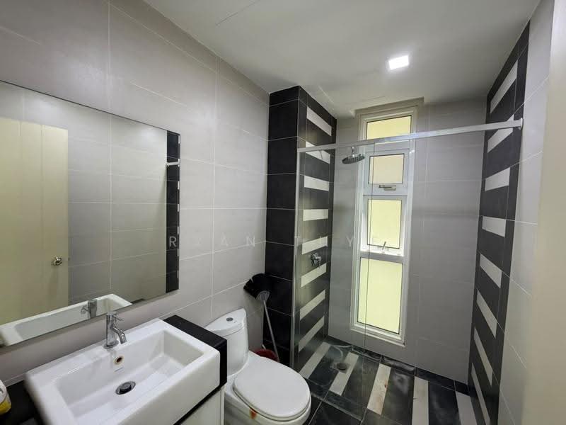Apartment for Rent at Central Residence @ Sungai Besi - Ryan Thye - Bathroom - PropertyGuru.com.my
