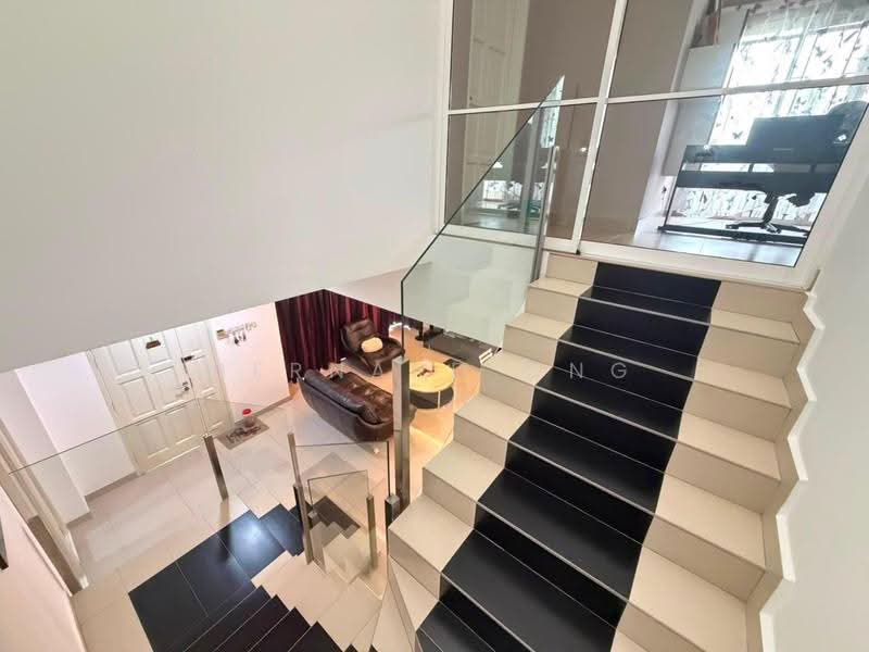 Rumah Teres 2-Tingkat untuk Dijual di Kota Emerald (Rawang) - Bernard Ong - Living Room - PropertyGuru.com.my
