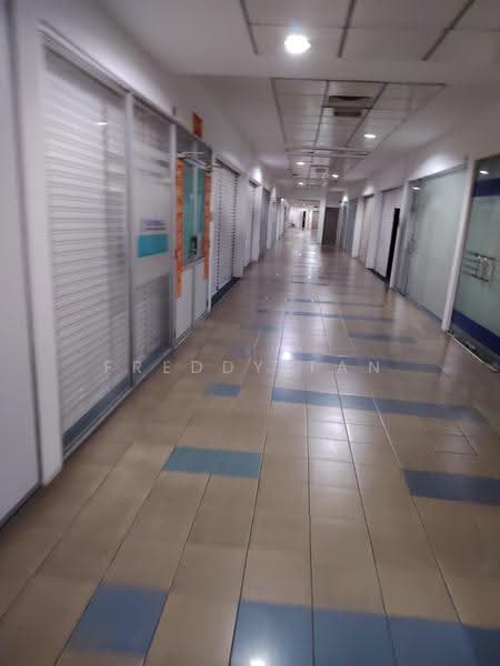 Shop / Office for Rent in Bayan Lepas (Penang) - Freddy Tan - Corridor - PropertyGuru.com.my