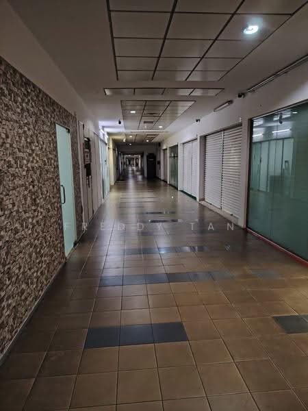Shop / Office for Rent in Bayan Lepas (Penang) - Freddy Tan - Corridor - PropertyGuru.com.my