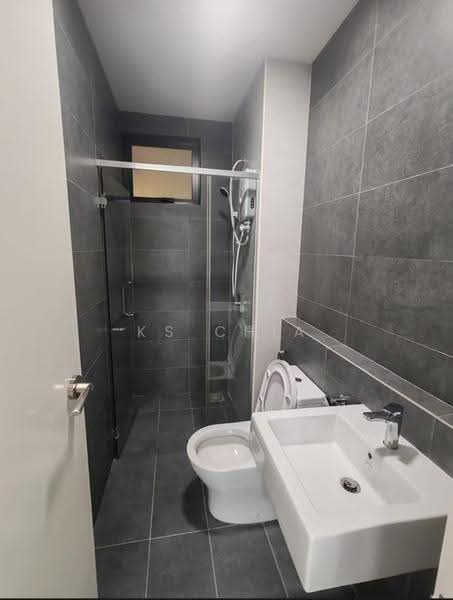 Service Residence for Sale at Lavile Kuala Lumpur - KS Chia - Bathroom - PropertyGuru.com.my