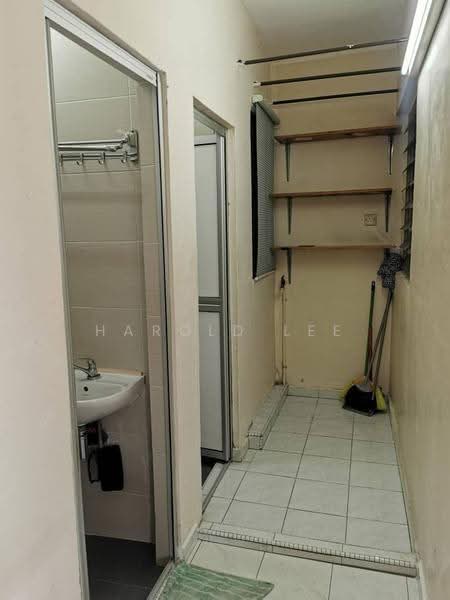 Flat for Sale at Taman Bendera - Harold Lee - Bathroom - PropertyGuru.com.my