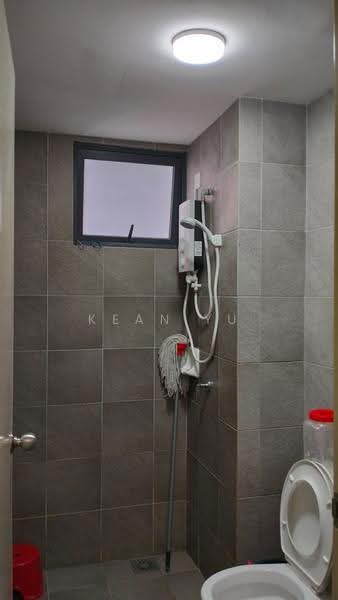 Kondominium untuk Disewa di Sky Awani Residensi 2 - Kean Yu - Bathroom - PropertyGuru.com.my