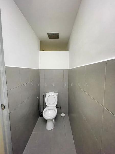 Shop for Rent in Bayan Baru (Penang) - Bryan Teng - Bathroom - PropertyGuru.com.my
