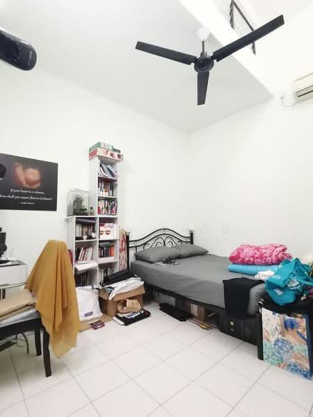 Rumah Teres 1-Tingkat untuk Dijual di Taman Pelangi Indah (Ulu Tiram) - Fion Choo - Bedroom - PropertyGuru.com.my