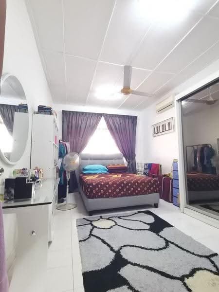 Rumah Teres 1-Tingkat untuk Dijual di Taman Pelangi Indah (Ulu Tiram) - Fion Choo - Bedroom - PropertyGuru.com.my