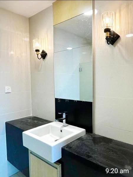 Pangsapuri untuk Disewa di Dua Sentral - Raja Krishnan - Bathroom - PropertyGuru.com.my