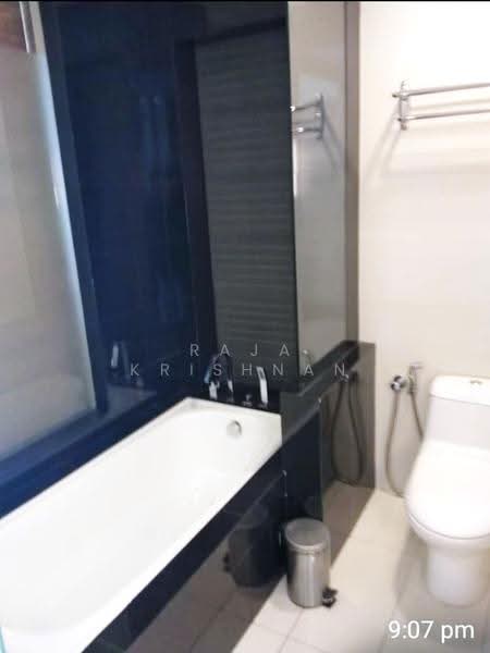 Pangsapuri untuk Disewa di Dua Sentral - Raja Krishnan - Bathroom - PropertyGuru.com.my