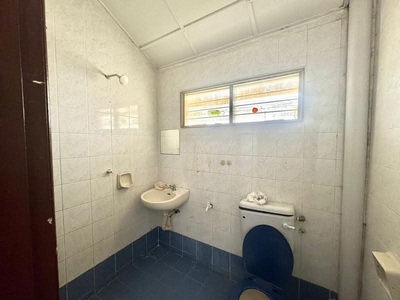 2-storey Terraced House for Sale in Rawang Perdana 2 (Rawang) - Tris Jong - Bathroom - PropertyGuru.com.my