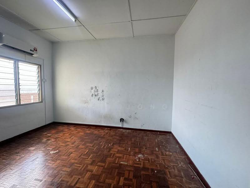 2-storey Terraced House for Sale in Rawang Perdana 2 (Rawang) - Tris Jong - Interior - PropertyGuru.com.my