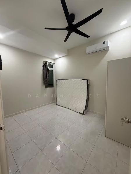 Terraced House for Rent in Taman Mount Austin (Tebrau) - Daphne Lee - Bedroom - PropertyGuru.com.my