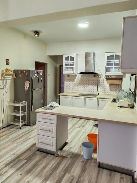 Kondominium untuk Disewa di E-Park Condominium - Kaze Kang - Kitchen - PropertyGuru.com.my