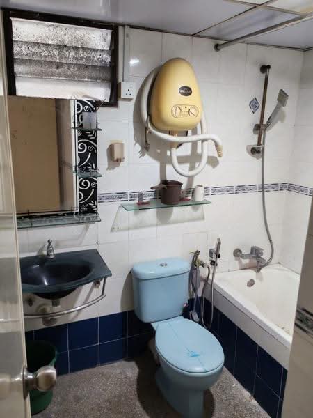 Kondominium untuk Disewa di E-Park Condominium - Kaze Kang - Bathroom - PropertyGuru.com.my