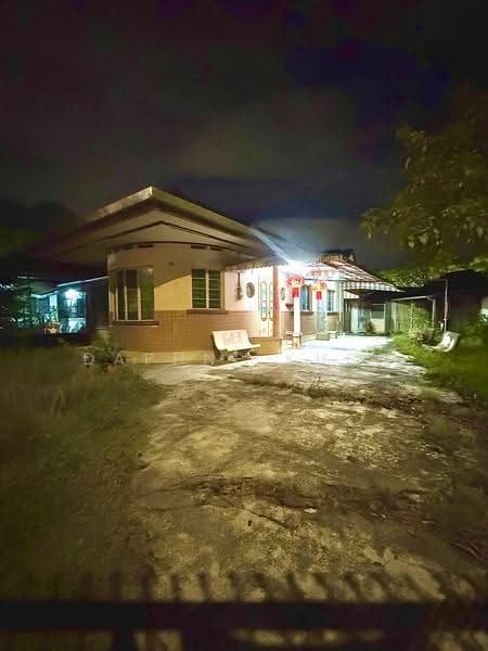 Semi-Detached House for Rent in Taman Free School (Jelutong) - Daphne Khor - Exterior - PropertyGuru.com.my