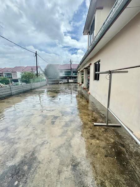 Rumah Teres 2-Tingkat untuk Dijual di Taman Flora Heights (Pasir Gudang) - Carson . - Exterior - PropertyGuru.com.my