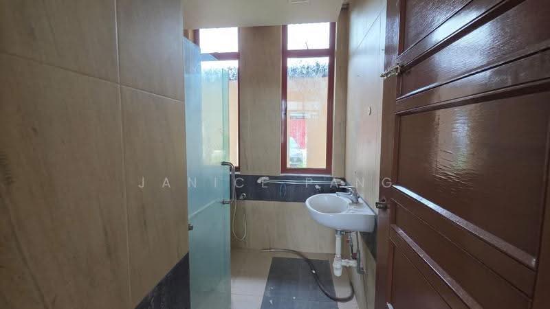 Bungalow House for Sale in Skudai (Johor) - Janice Pang - Bathroom - PropertyGuru.com.my