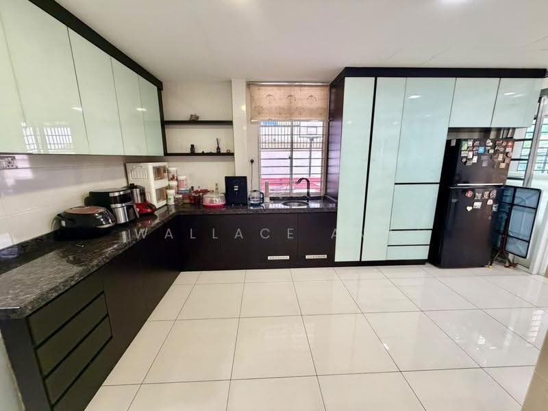 Semi-Detached House for Sale in Taman Perling (Perling) - Wallace Ang - Kitchen - PropertyGuru.com.my