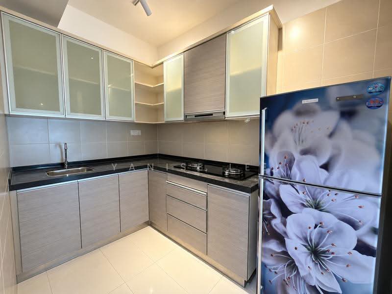 Kediaman Servis untuk Disewa di Tiara Mutiara / The Crown - Yanise Lee - Kitchen - PropertyGuru.com.my