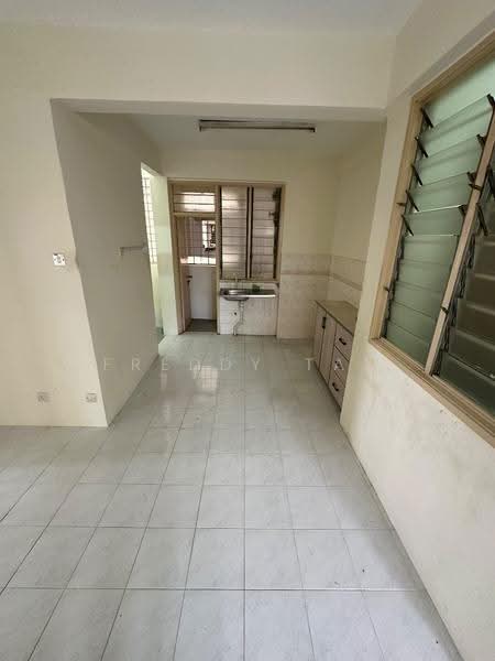 Condominium for Rent at Jay Series (Greenlane Heights Block J) - Freddy Tan - Kitchen - PropertyGuru.com.my