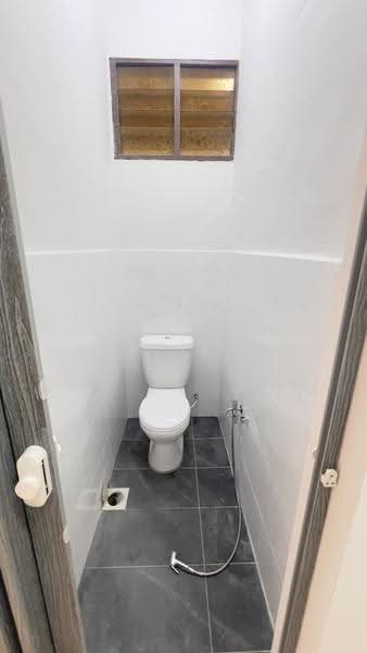 1-storey Terraced House for Sale in Taman Skudai Baru (Skudai) - HAFIZ . - Bathroom - PropertyGuru.com.my
