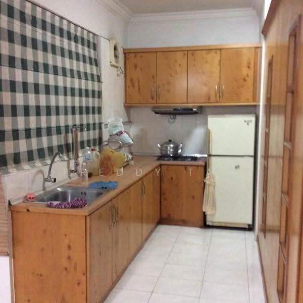 Condominium for Rent at E-Park Condominium - Freddy Tan - Kitchen - PropertyGuru.com.my
