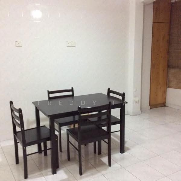 Condominium for Rent at E-Park Condominium - Freddy Tan - Dining Room - PropertyGuru.com.my