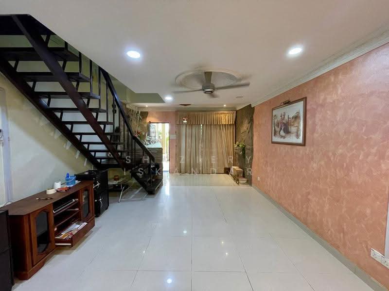 Rumah Teres 2-Tingkat untuk Dijual di Batu Caves (Selangor) - Shaziery Iskandar - PropertyGuru.com.my