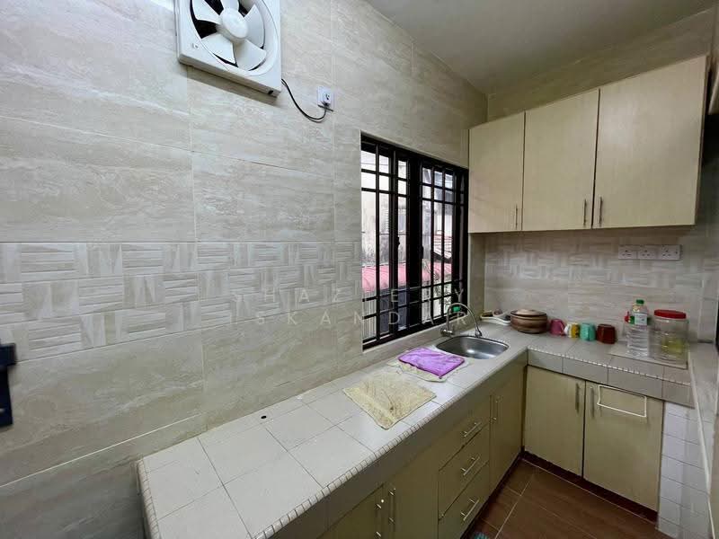 Rumah Teres 2-Tingkat untuk Dijual di Batu Caves (Selangor) - Shaziery Iskandar - PropertyGuru.com.my