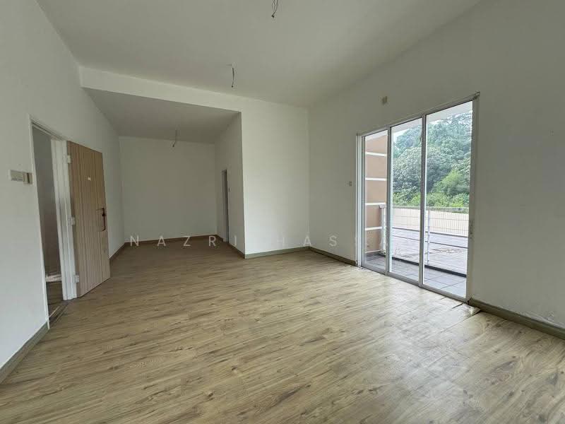 Bungalow House for Sale in Seksyen U10 (Shah Alam) - Nazri Hassan - Living Room - PropertyGuru.com.my