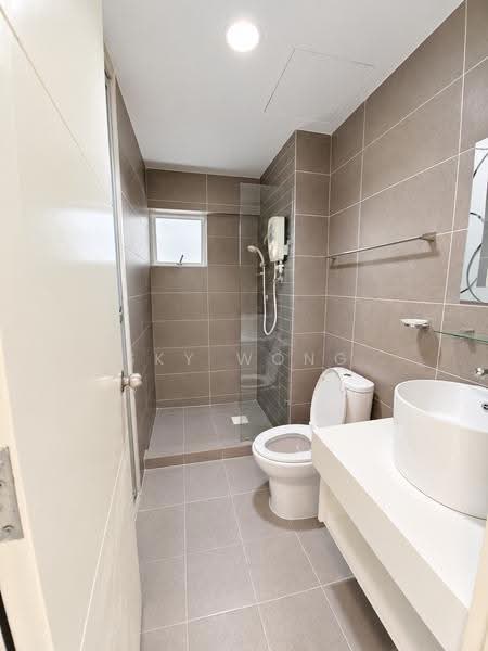 Kondominium untuk Dijual di Rimba Residence - Sky Wong - Bathroom - PropertyGuru.com.my