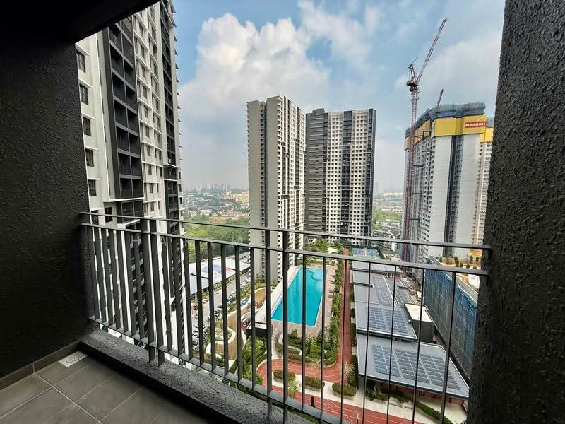 Kondominium untuk Disewa di Vierra Residence - Hakimi Akmal - Balcony - PropertyGuru.com.my