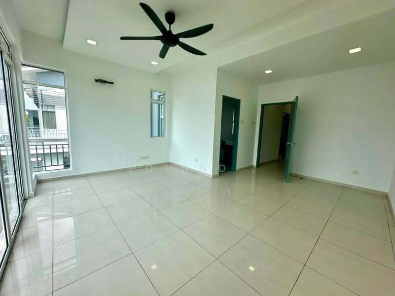 Rumah Kluster untuk Dijual di Horizon Hills (Iskandar Puteri (Nusajaya)) - Yoland . - Living Room - PropertyGuru.com.my