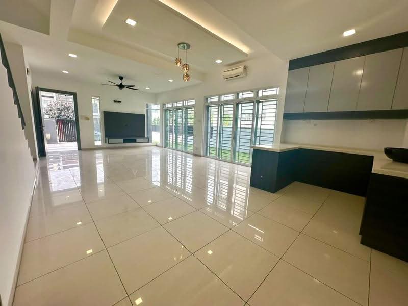 Rumah Kluster untuk Dijual di Horizon Hills (Iskandar Puteri (Nusajaya)) - Yoland . - Living Room - PropertyGuru.com.my