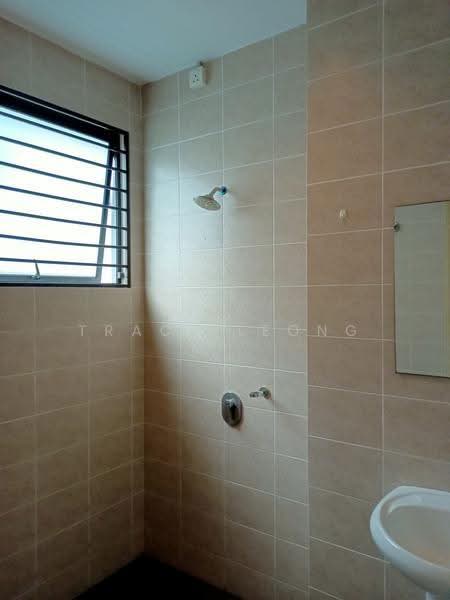 Rumah Teres 3-Tingkat untuk Dijual di Puchong (Selangor) - Tracy Leong - Bathroom - PropertyGuru.com.my