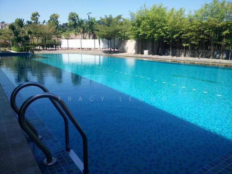 Rumah Teres 3-Tingkat untuk Dijual di Puchong (Selangor) - Tracy Leong - Pool - PropertyGuru.com.my