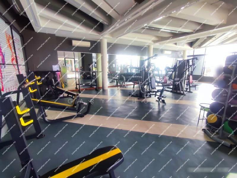 Kediaman Servis untuk Dijual di O'hako Residence - Gary Chow - Gym - PropertyGuru.com.my