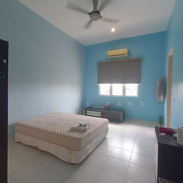 2-storey Terraced House for Sale in Krubong (Melaka) - Janice Pang - Bedroom - PropertyGuru.com.my