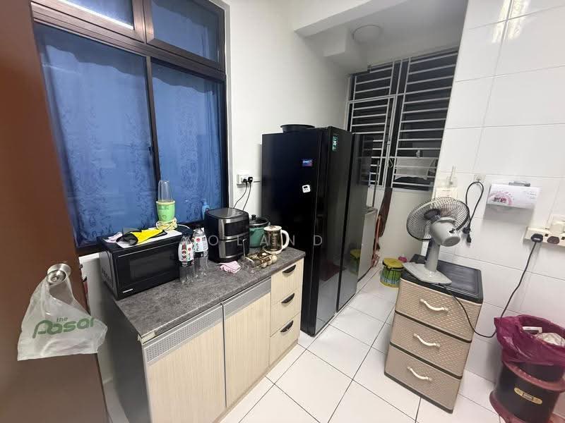 Service Residence for Rent at Sky Gardens Residences - Yoland . - Kitchen - PropertyGuru.com.my