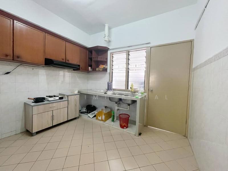 Kondominium untuk Disewa di Vista Komanwel C - Hakimi Akmal - Kitchen - PropertyGuru.com.my