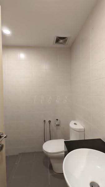3-storey Terraced House for Sale in Taman Damai Utama (Bandar Kinrara) - Tracy Leong - Bathroom - PropertyGuru.com.my